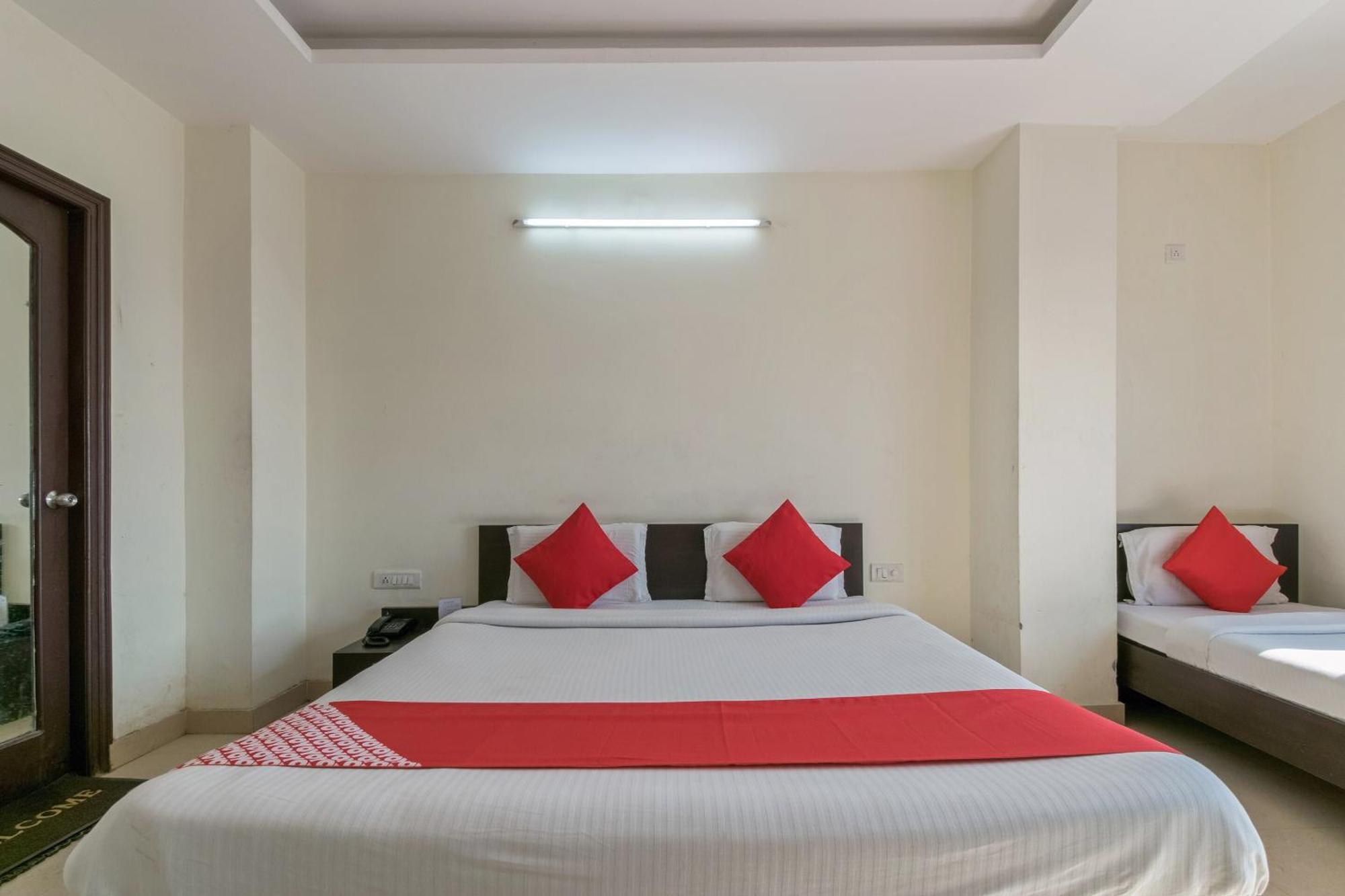 Oyo Hotel Triund Regency Katra  Eksteriør bilde