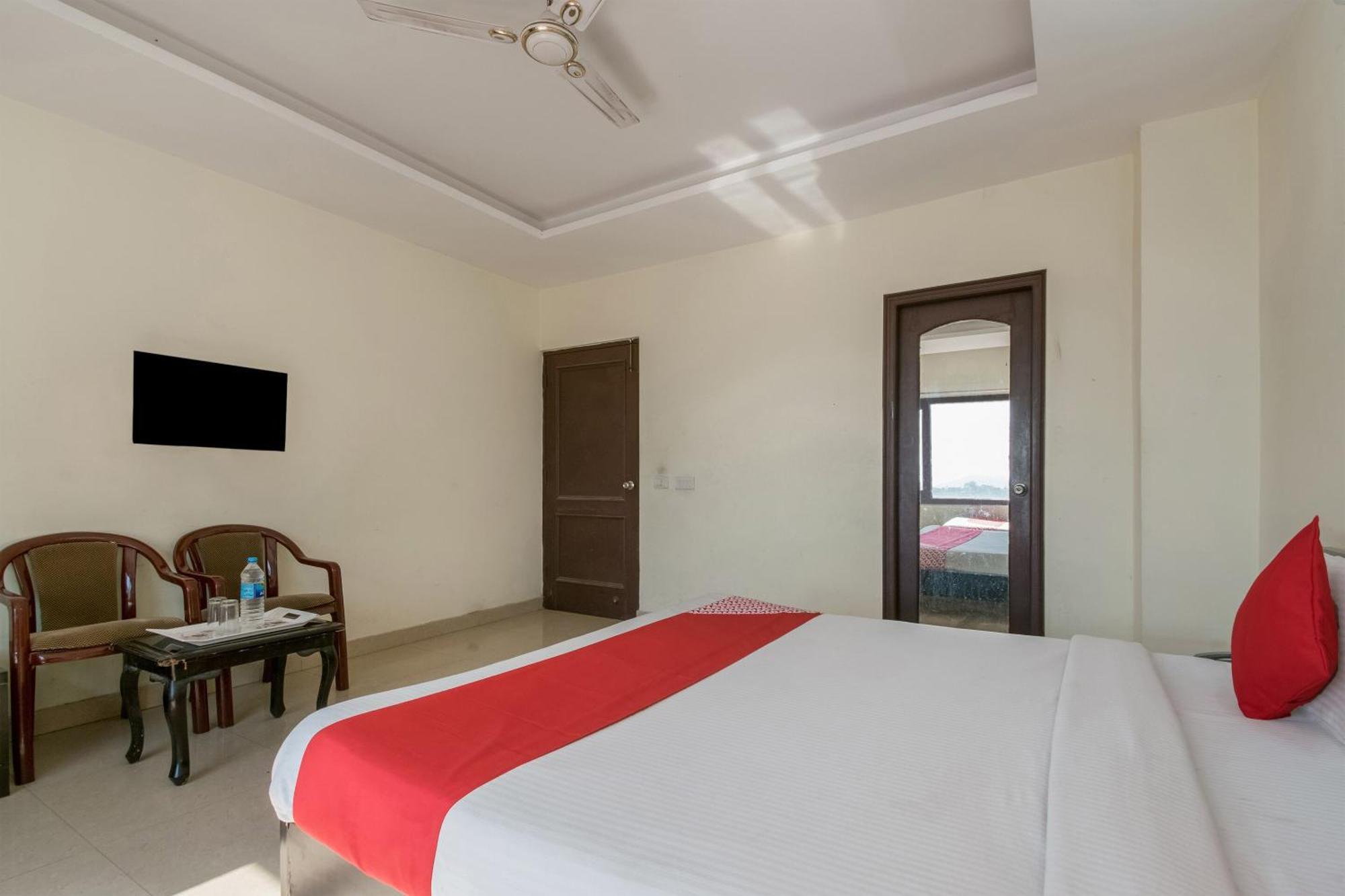 Oyo Hotel Triund Regency Katra  Eksteriør bilde