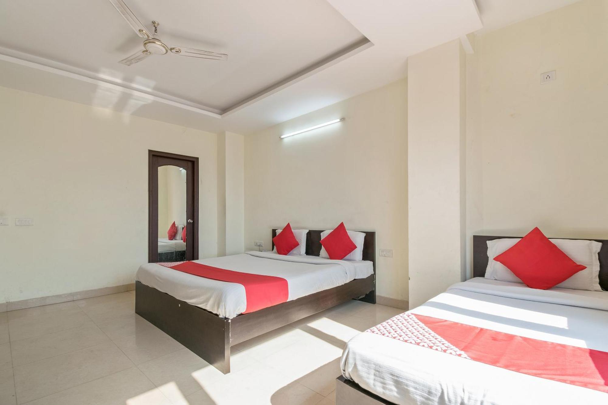 Oyo Hotel Triund Regency Katra  Eksteriør bilde