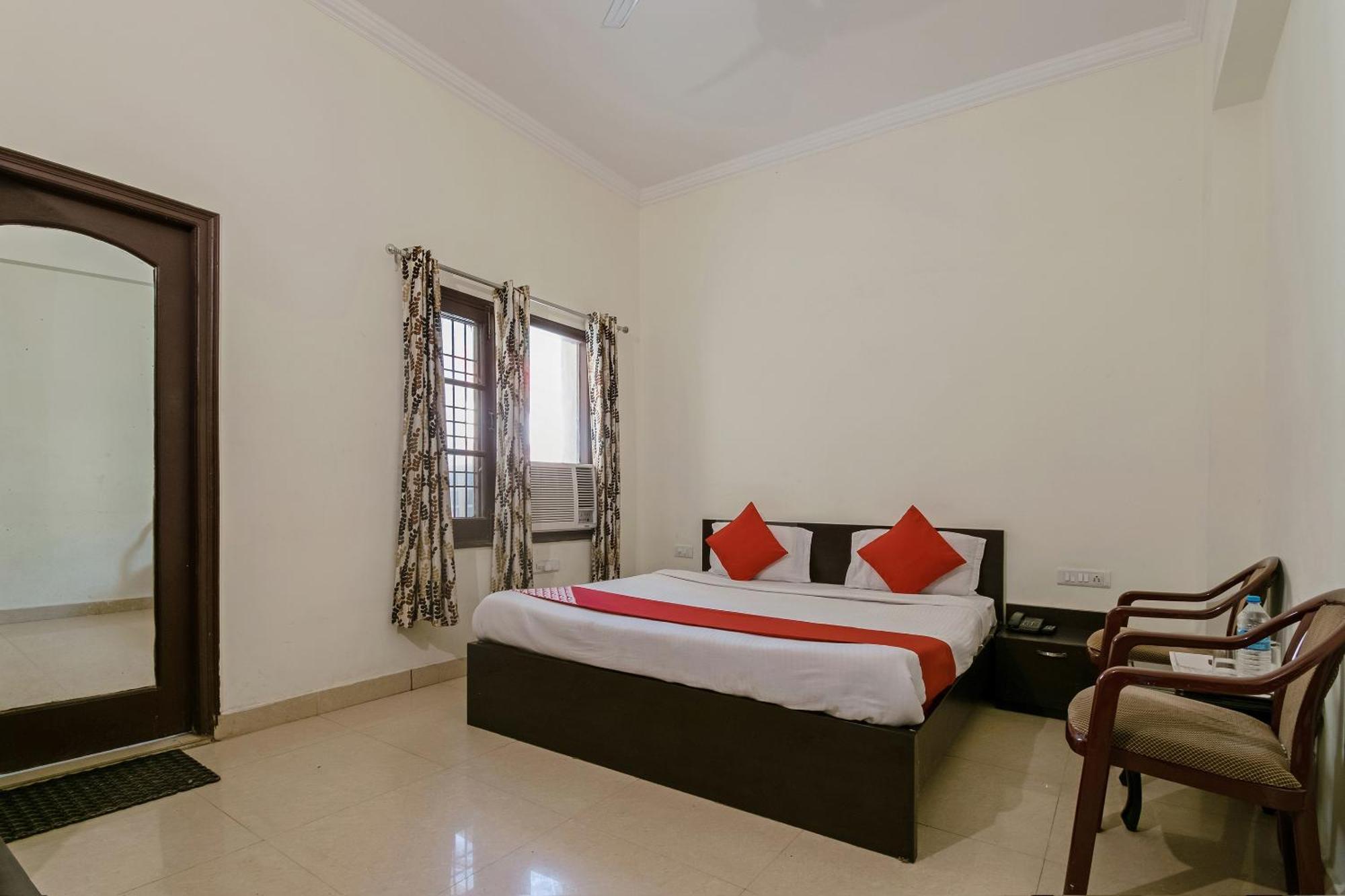 Oyo Hotel Triund Regency Katra  Eksteriør bilde