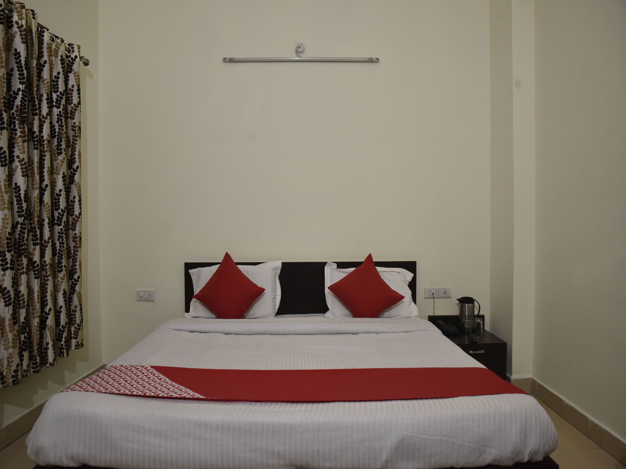 Oyo Hotel Triund Regency Katra  Eksteriør bilde