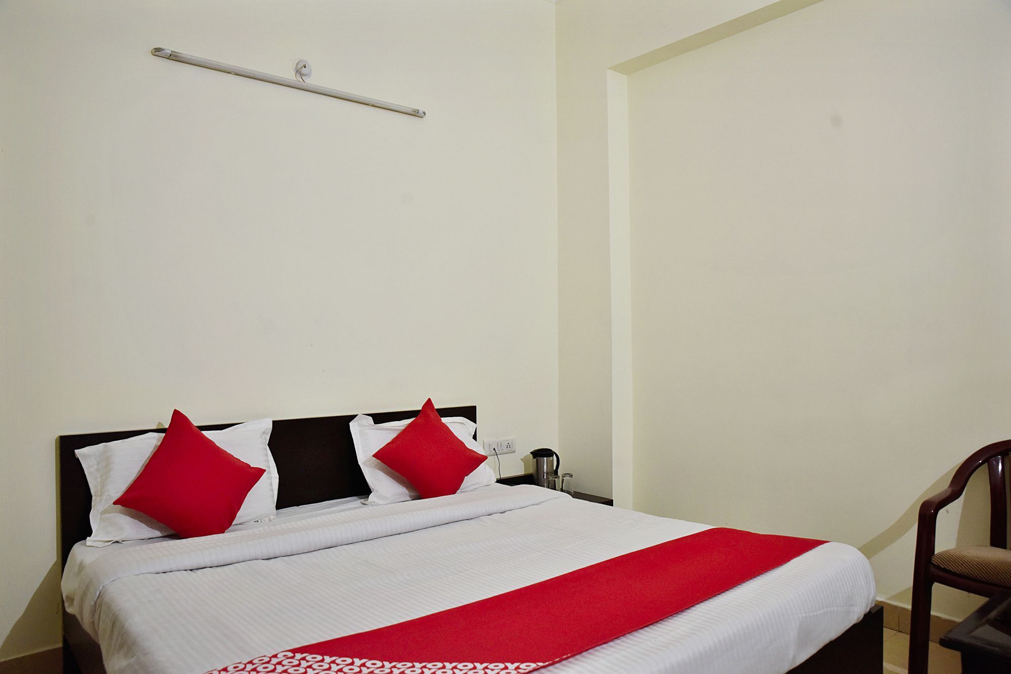 Oyo Hotel Triund Regency Katra  Eksteriør bilde